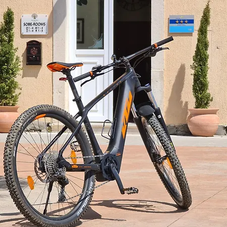 Stara Sola - Oleander * Korte