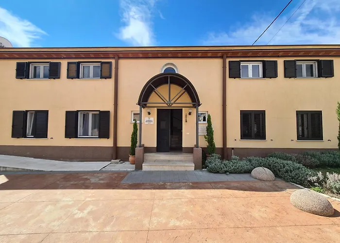 Stara Sola - Oleander Nocleg ze śniadaniem Korte