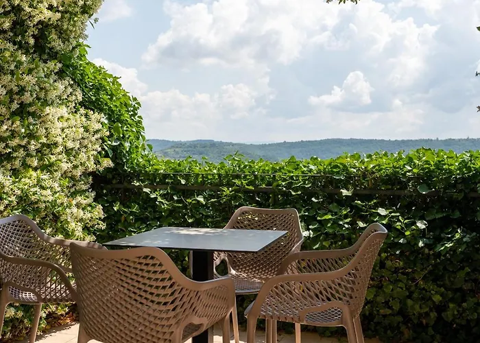 Stara Sola - Oleander * Korte